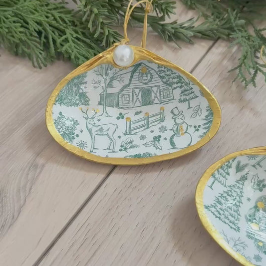 Old Fashion Clam Shell Christmas Ornament