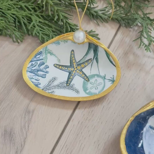 Seashell Clam Shell Christmas Ornament