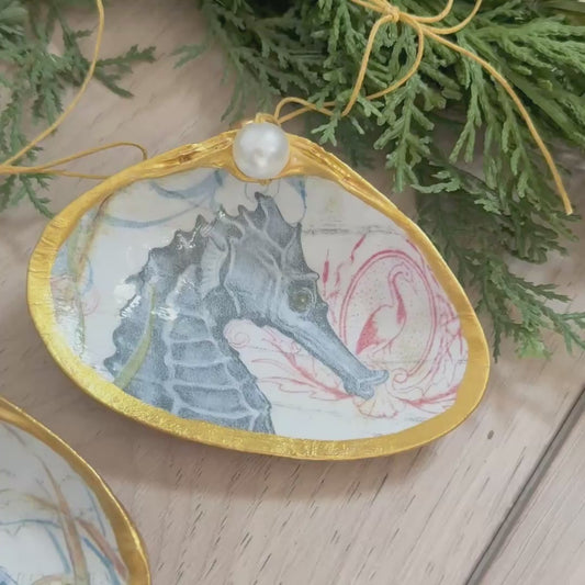 Seaside Clam Shell Christmas Ornament